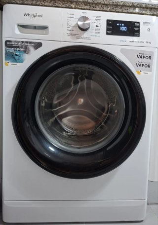 Lavadora Of-Whirpool 10Kg. Prácticamente nueva.