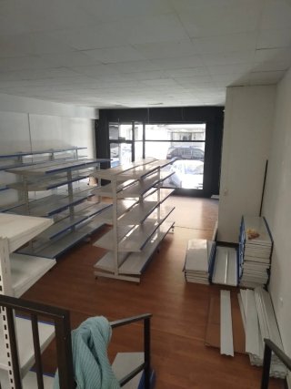 Estanterías y góndolas metálicas tienda