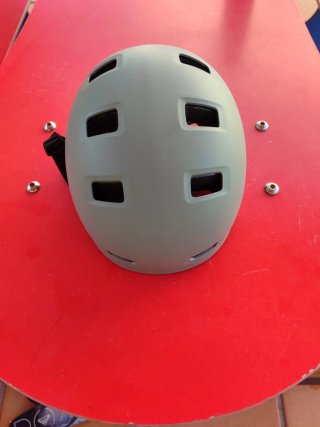 Cascos de patinete.