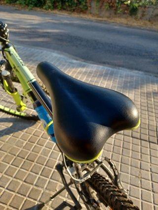 Bicicleta btwin rockrider 500, tamaño de rueda 24"
