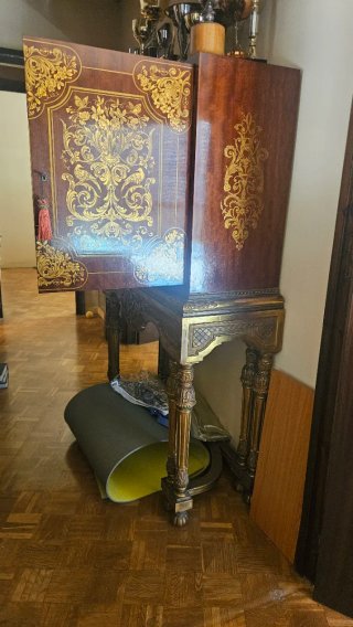 Mueble antiguo