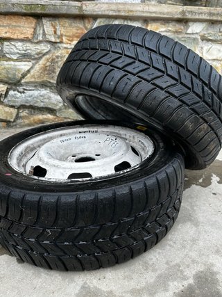 Neumáticos Slick 15 MRF y Cinturato