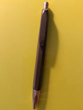 Bolígrafo Caran d'Ache