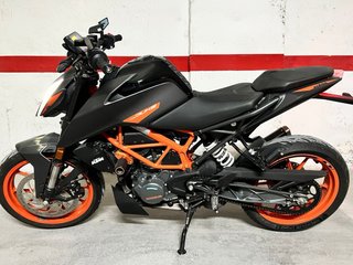 Moto ktm duke 126