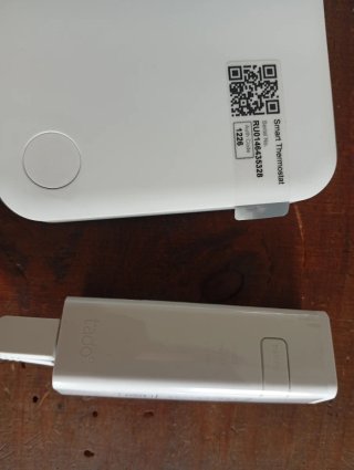 Termostato inteligentecalefacción marca tado.