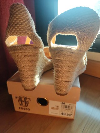 Zapatillas esparto cuña beige/dorado T.36