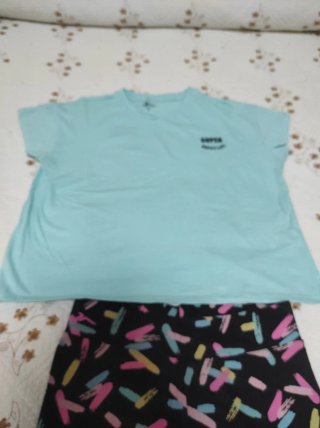 Conjunto deportivo niña camiseta y mallas