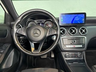 MERCEDES A180 2018 SÓLO 84.000KM REESTRENO