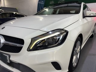 MERCEDES A180 2018 SÓLO 84.000KM REESTRENO