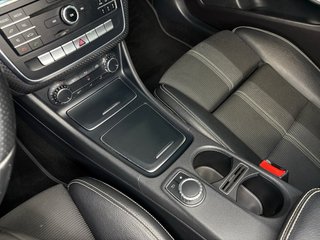 MERCEDES A180 2018 SÓLO 84.000KM REESTRENO