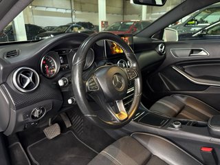 MERCEDES A180 2018 SÓLO 84.000KM REESTRENO