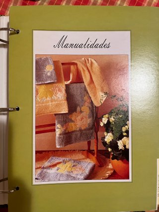 Colección por fascículos con fichas variadas.