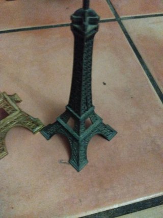 Figura de la Torre Eiffel