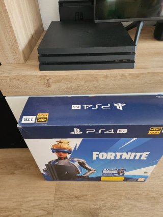 PS4 Pro 1TB Fortnite Edición Limitada