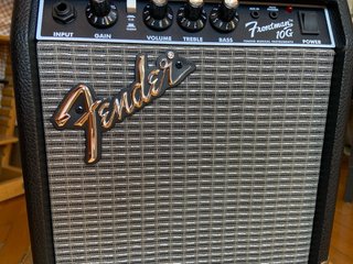 Amplificador Fender Frontman 10G Guitarra