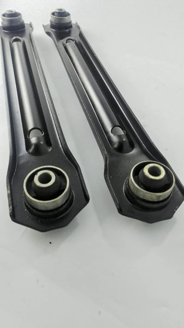 Tirantes suspensión trasera Ford Fiesta xr2 mk2