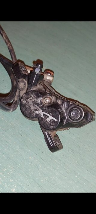 Freno Shimano Deore XT 4 Pistones