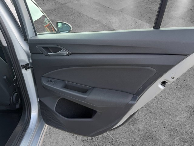 Volkswagen Golf Life 1.0 eTSI 81kW (110CV) DSG