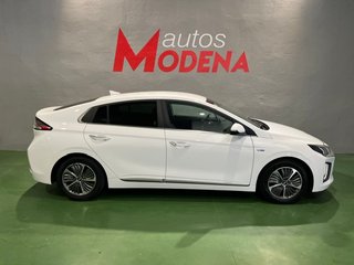 HYUNDAI IONIQ HIBRIDO ENCHUFABLE