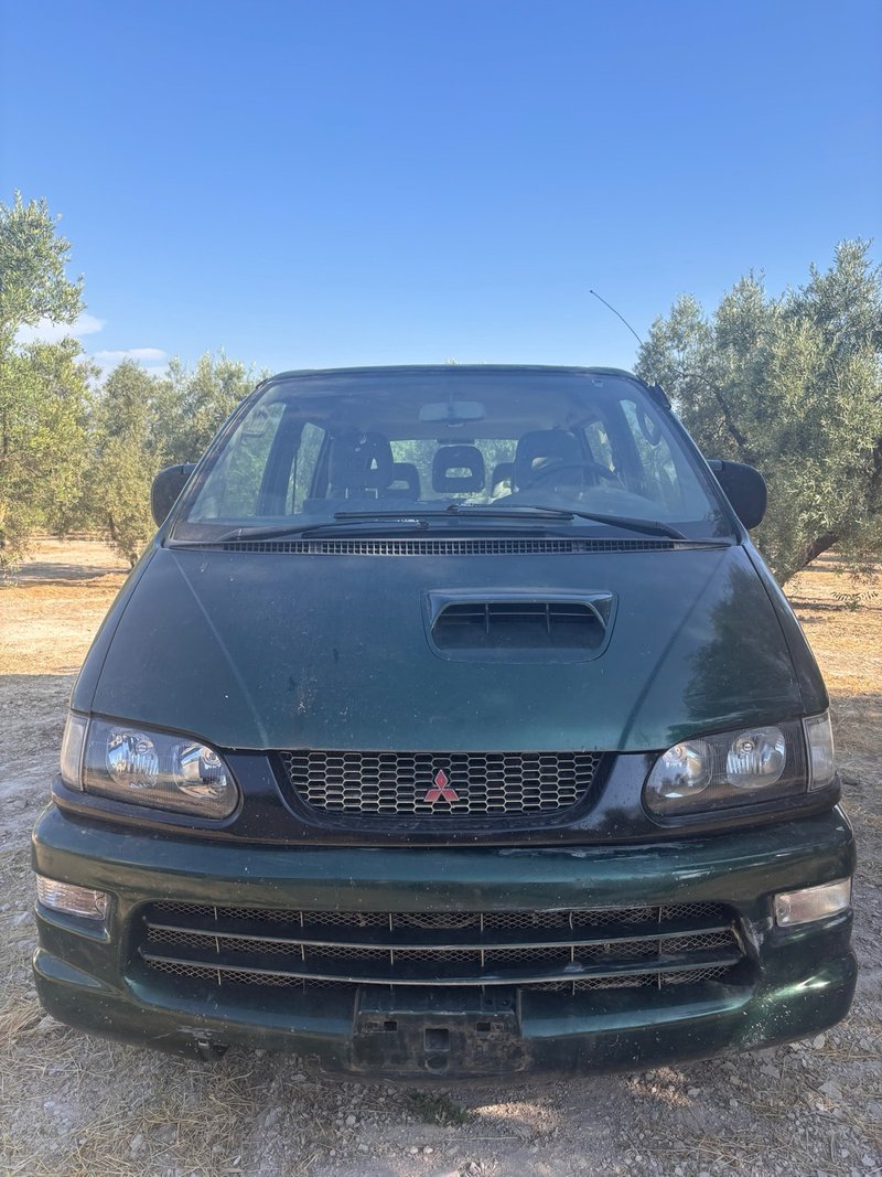 Mitsubishi Space Gear 1998 - foto 1