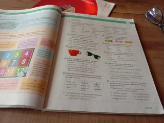 LENGUA CASTELLANA Y LITERATURA 1 ESO CONSTRUYEN...