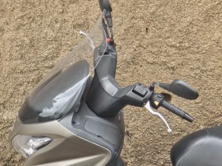 Suzuki burgman 125