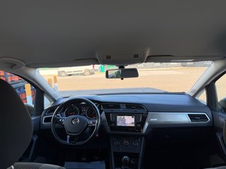 Volkswagen Touran 1.6TDI Business&Navi 5Plazas