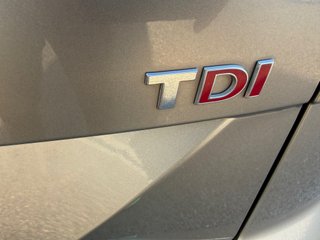 Volkswagen Touran 1.6TDI Business&Navi 5Plazas