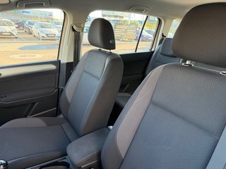Volkswagen Touran 1.6TDI Business&Navi 5Plazas