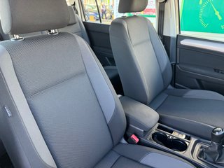 Volkswagen Touran 1.6TDI Business&Navi 5Plazas