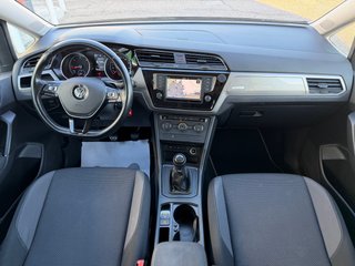 Volkswagen Touran 1.6TDI Business&Navi 5Plazas