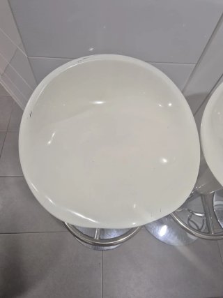 Taburete regulable