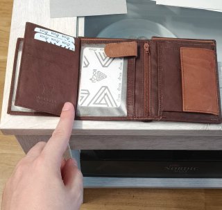 Cartera de cuero artesanal