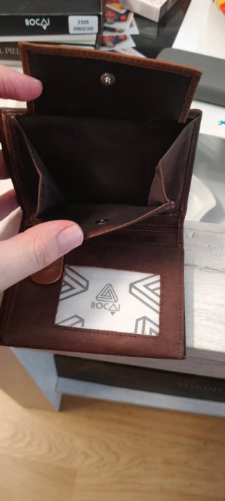 Cartera de cuero artesanal