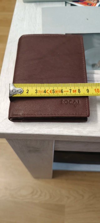Cartera de cuero artesanal