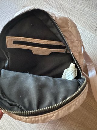 Mochila Pull&Bear rosa acolchada