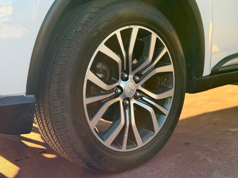Mitsubishi Outlander 220 DI-D Motion 4WD 2016, foto 13