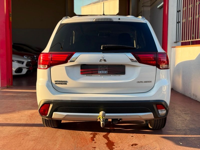 Mitsubishi Outlander 220 DI-D Motion 4WD 2016, foto 5