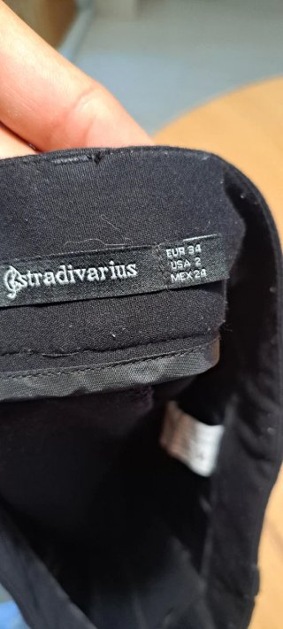 Pantalón mujer Stradivarius talla S