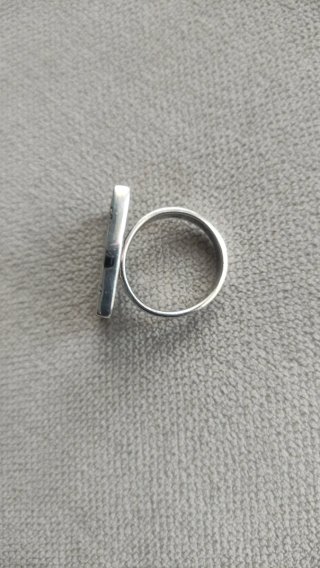 Anillo Plata y Piedras Blancas/Negras