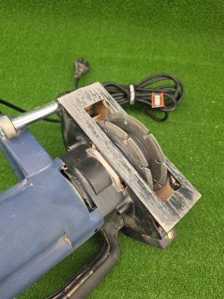 FERM Rozadora 1700W 125mm Láser