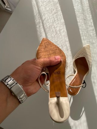 Zapatos Zara Perlas Beige/Blanco Talla 36 NUEVOS