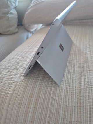 Microsoft Surface Go LTE