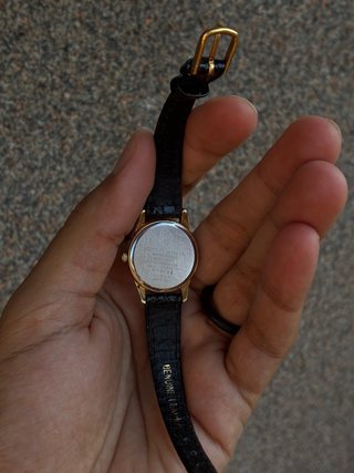 Reloj Citizen Forma EcoDrive Vintage Dorado Negro