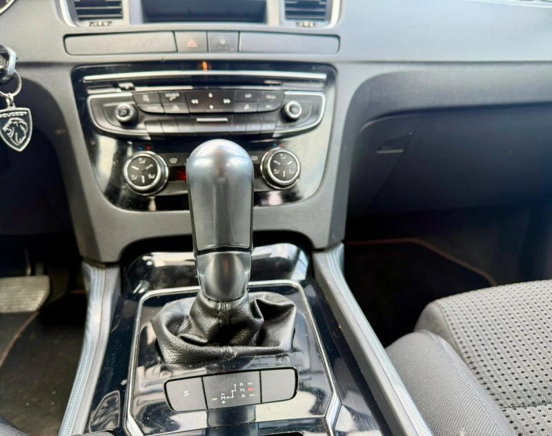 Peugeot 508 2011, foto 6