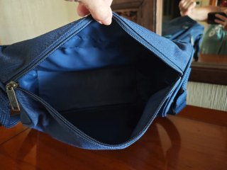 Bandolera Equator azul para viajes