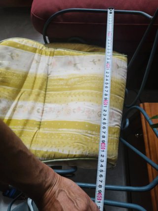 4 sillas de forja de hierro perfectas, y con cojin