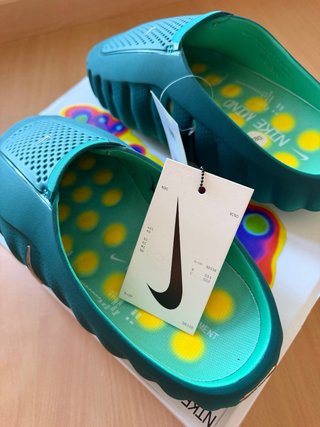 Nike Mind 001