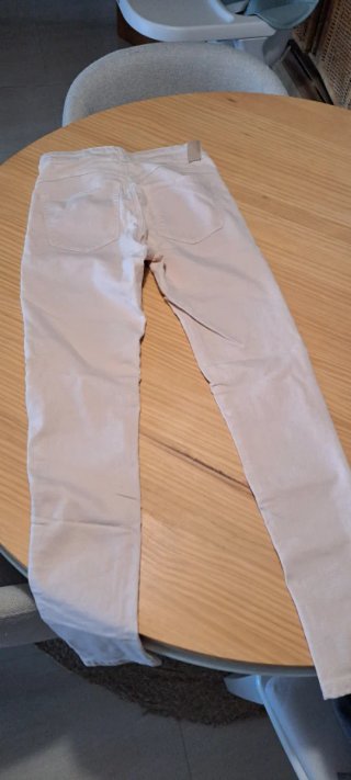 Pantalón Stradivarius Beige Talla S