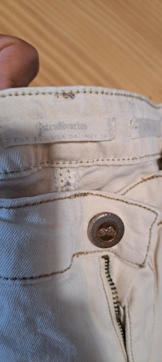 Pantalón Stradivarius Beige Talla S